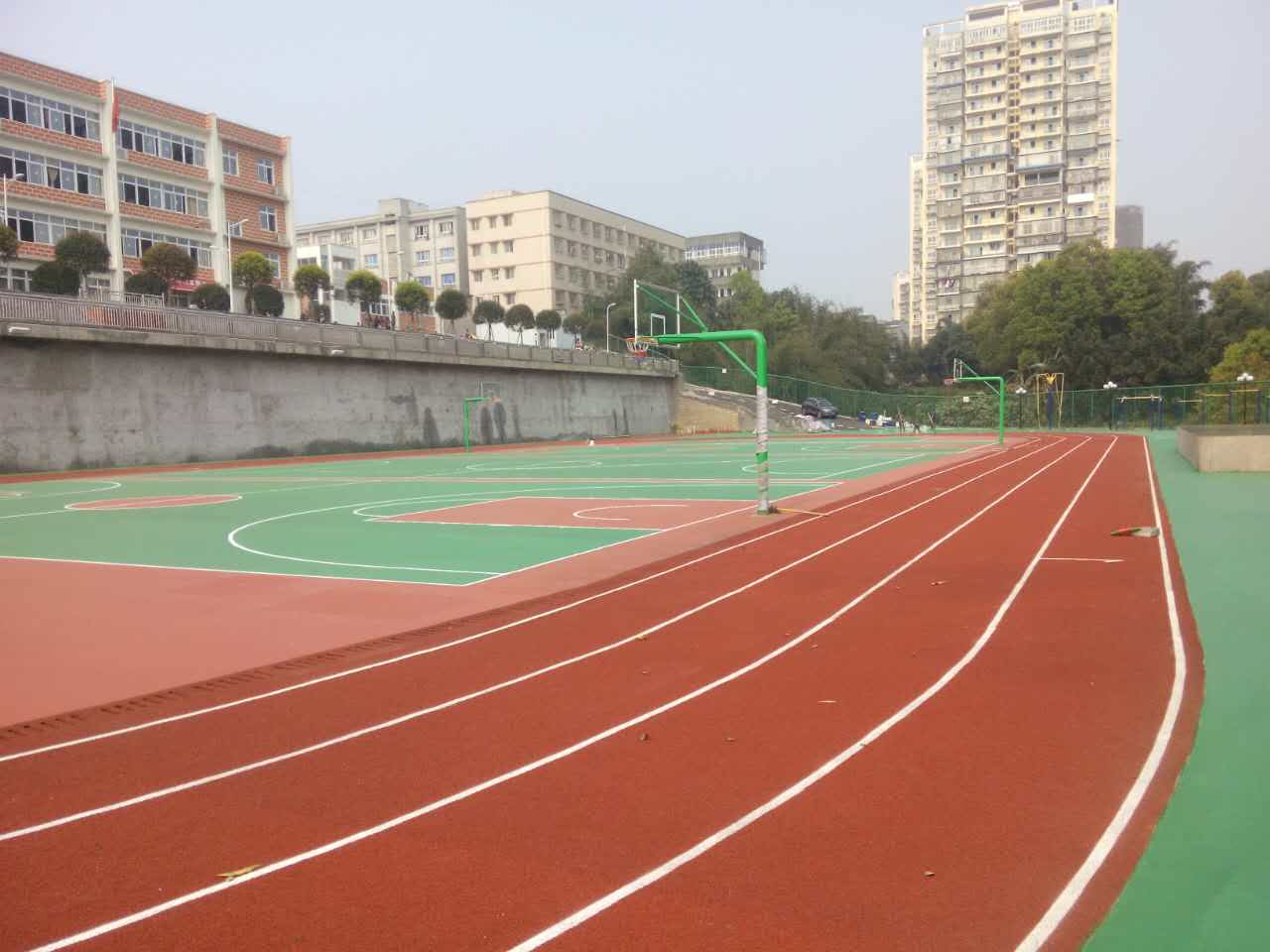 四川沪州新乐小学塑胶跑道工程