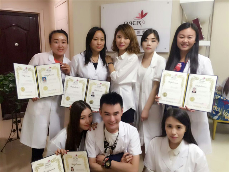 韩式半{yj}学习多少钱：知名半{yj}定妆培训机构推荐