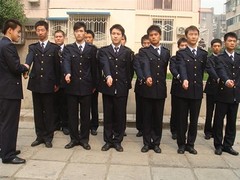{zy1}的地铁安检培养学校：服务好的铁路安检