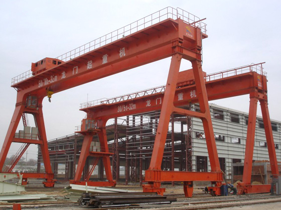 200t双梁吊钩桥式起重机厂家