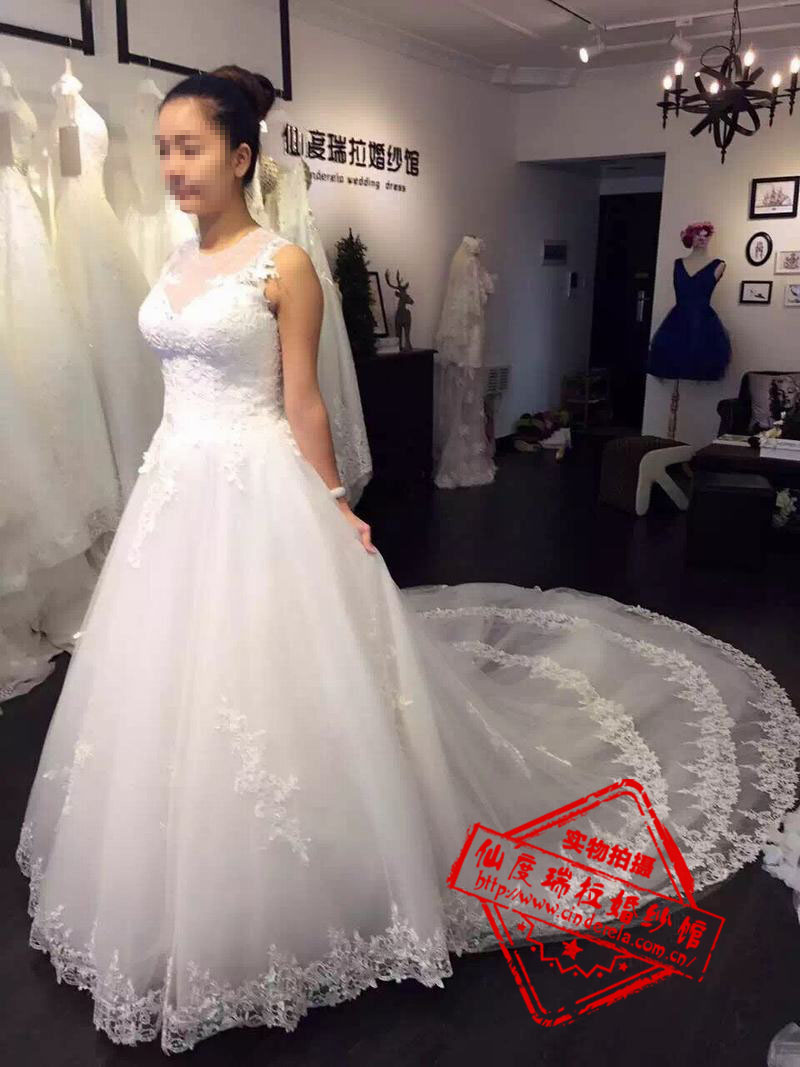 桂林礼服那里有卖的