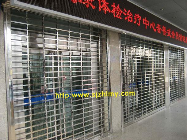河北專業(yè)生產(chǎn)折疊提升式防火卷簾門的廠家-海利門業(yè)