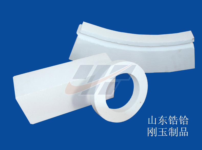 山東鋯鉿耐材抗侵蝕材料耐磨耐高溫材料剛玉制品原始圖片2