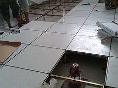 機(jī)房地板安裝工程南寧市興鐵庫新型建材提供_云南防靜電地板
