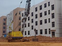 強夯施工設備生產廠家——億德強夯工程強夯施工設備供應商