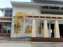 億刻雕塑設計制作：玻璃鋼雕塑價格如何