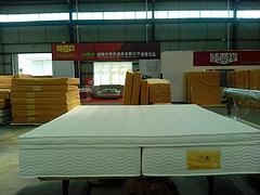口碑好的?？趯?shí)木家具海南恒信友邦沐蘭供應(yīng)：沐蘭床墊哪家好