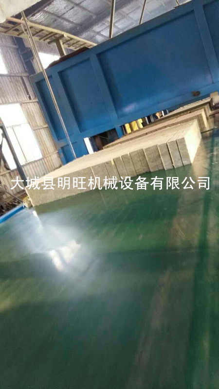 大型巖棉生產(chǎn)線供應 【推薦】明旺機械設備有限公司優(yōu)質(zhì)的大型巖棉生產(chǎn)線