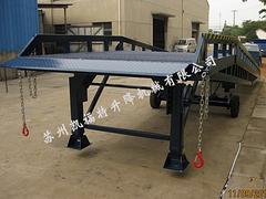 蘇州品牌好的升降機哪里買，訂做導(dǎo)軌升降機廠家