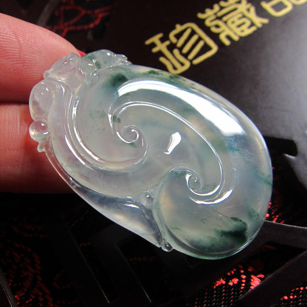 肇慶市高質(zhì)量的鳳牌玉墜k金鑲嵌批發(fā)：吊墜代理