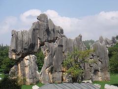 實(shí)惠的真石假山堆砌當(dāng)選上觀園景觀|桂林真石堆砌假山