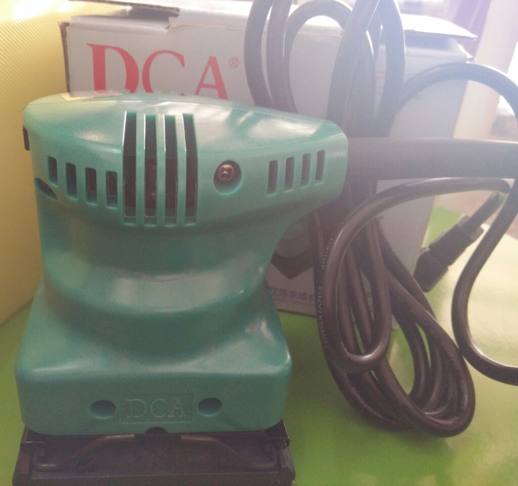 東成DCA150瓦平板砂光機