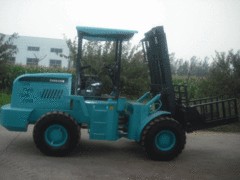 優惠的供應自主品牌越野式叉車_想買越野式叉車上濰坊市福安機械廠
