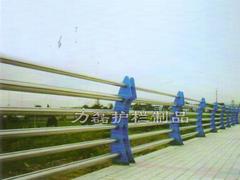 鐵藝大門(mén)供應(yīng)商哪家比較好 定制鐵藝大門(mén)