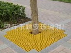江蘇臥式玻璃鋼貯罐：山東上等臥式玻璃鋼貯罐供應(yīng)