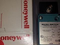 MICROSONIC傳感器在廈門哪里可以買到 廠家批發(fā)dbk-4/BDD/O/M18E S16132