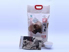 什么地方有供應(yīng)性?xún)r(jià)比高的五常稻花香大米：五常稻花香低價(jià)批發(fā)