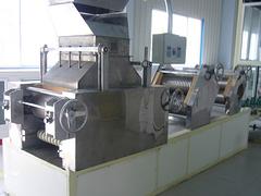 供應四川搶手的復合壓面機，金堂復合面條機