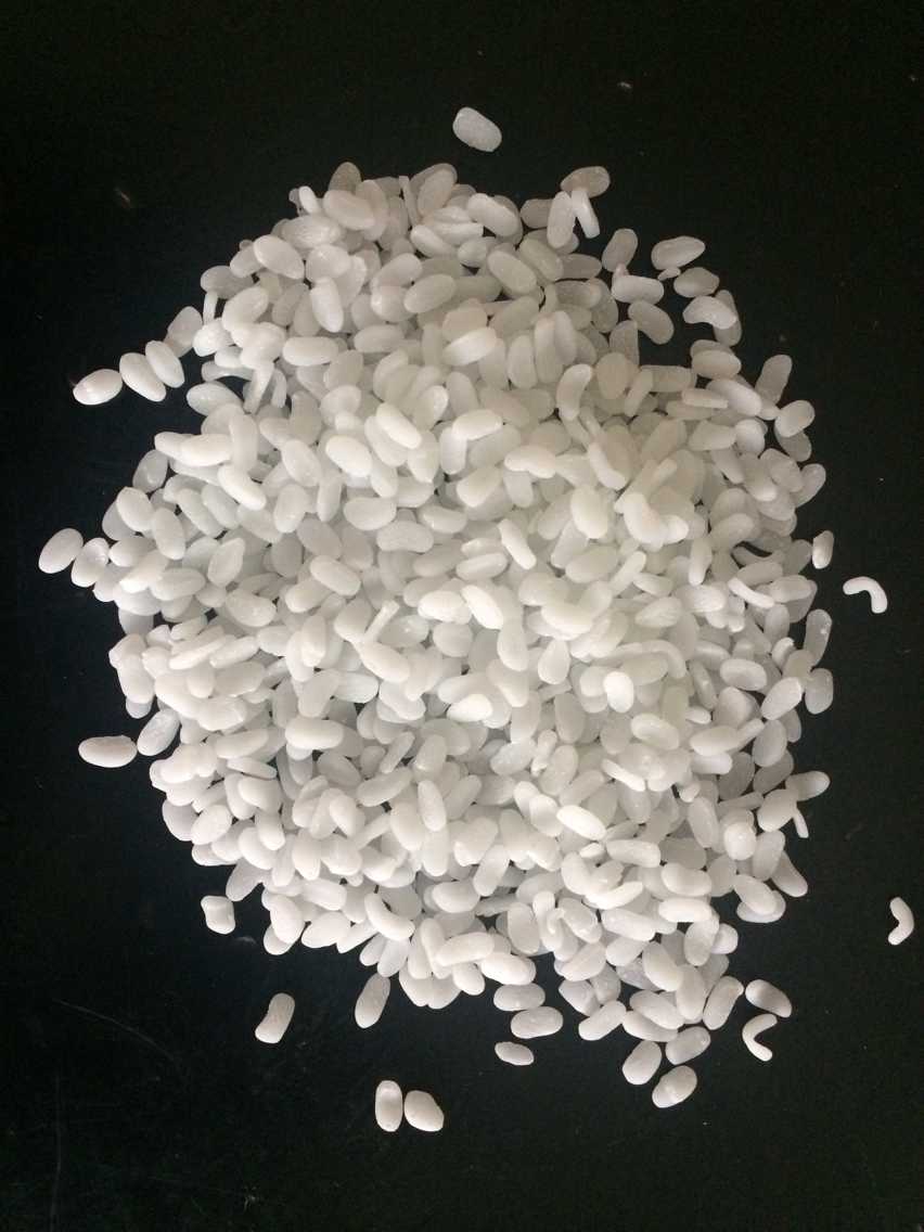 承德pp黑色母價(jià)格/pvc黑色母料價(jià)格/黑色母粒廠家 建磊