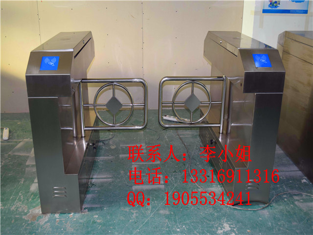 嘉興專業(yè)攔人閘機(jī)廠家\杭州智能攔人閘機(jī)原始圖片2