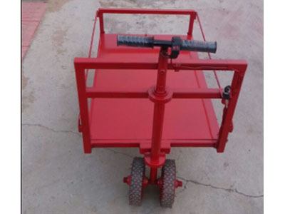 壽光大棚電動車專用技術(shù)//大棚運(yùn)輸車價格//壽光銘澤機(jī)械