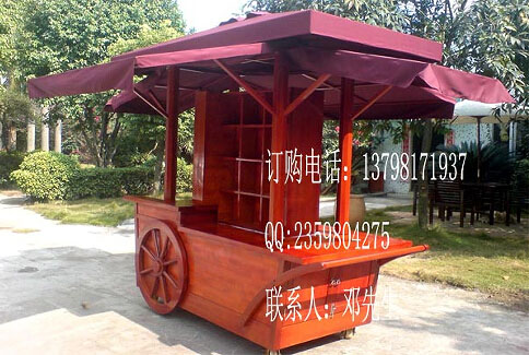 商業(yè)街移動(dòng)售貨車(chē)-木質(zhì)小吃車(chē)