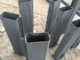 國家專用水泥標(biāo)志樁鋼模具原始圖片3