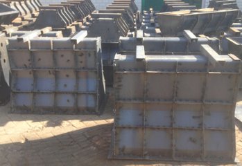 隔離墩鋼模具-廠家批發(fā)原始圖片2