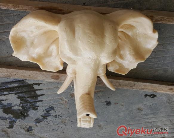 噴水雕塑流水動植物造型仿砂巖材質廣州雕塑公司