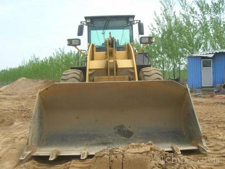 山東二手裝載機【廠家直銷】，價格低，質量好，還保修！