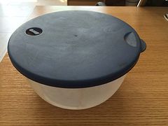 哪里買合格的食品塑料盒——PP塑料盒批發