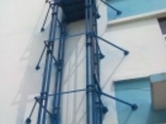 移動(dòng)式升降平臺(tái)能升多高？濟(jì)南宇航液壓升降機(jī)械制造廠供應(yīng)各類型升降設(shè)備！