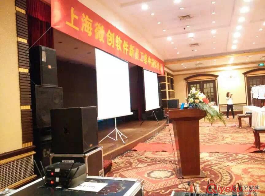 提供LED顯示屏租賃  投影儀安裝出租   高清投影儀原始圖片3