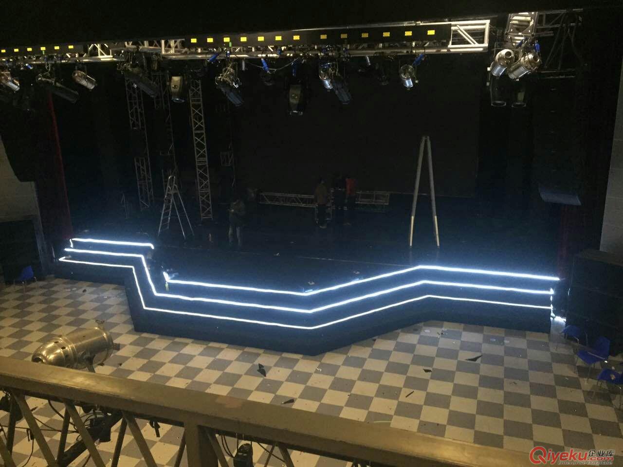    上海LED大屏幕租賃公司