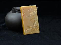 出售福建暢銷黃龍玉水榭絕影擺件，黃龍玉手鏈價格