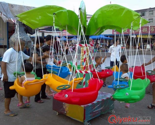 旋轉(zhuǎn)飛椅中小型飛椅批發(fā)飛椅廠家