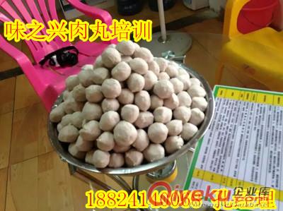 哪里可以學(xué)肉丸 zz豬肉丸的做法