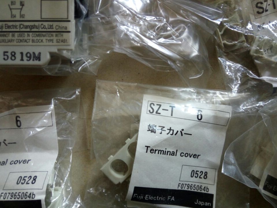 滄燦蕭0LB5N-1東方馬達