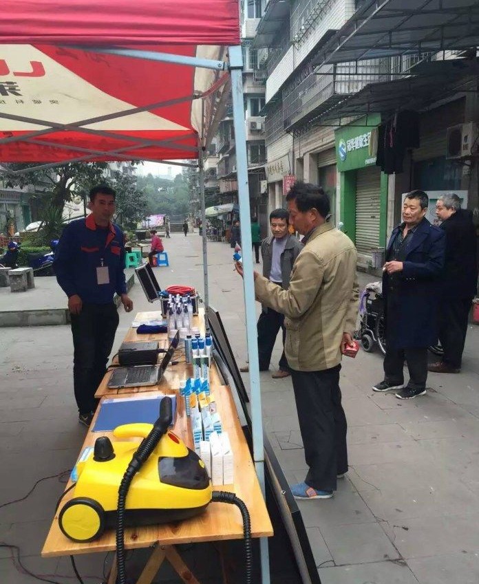 油煙機空調(diào)那么多，清洗維護(hù)服務(wù)行業(yè)好嗎|家電清洗加盟