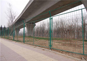 供應(yīng)道路護(hù)網(wǎng)丨帶框道路護(hù)網(wǎng)丨鐵絲網(wǎng)道路護(hù)網(wǎng)原始圖片3