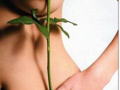 乳暈潤紅修復信息：想要乳暈潤紅當然到尚美媽媽產后恢復中心