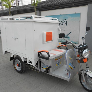 j家用電動三輪車