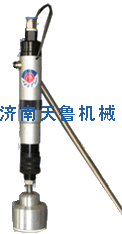 供應(yīng)武漢潤(rùn)滑油桶壓蓋機(jī)&襄樊手持旋蓋機(jī)BY濟(jì)南圳魯旋蓋機(jī)原始圖片3