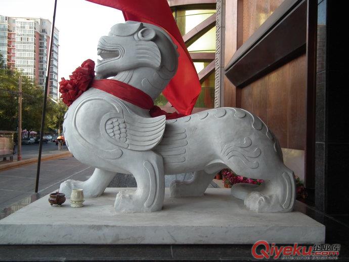 供應大連石材大象，大連漢白玉大象，大連漢白玉獅子，石材獅子麒麟
