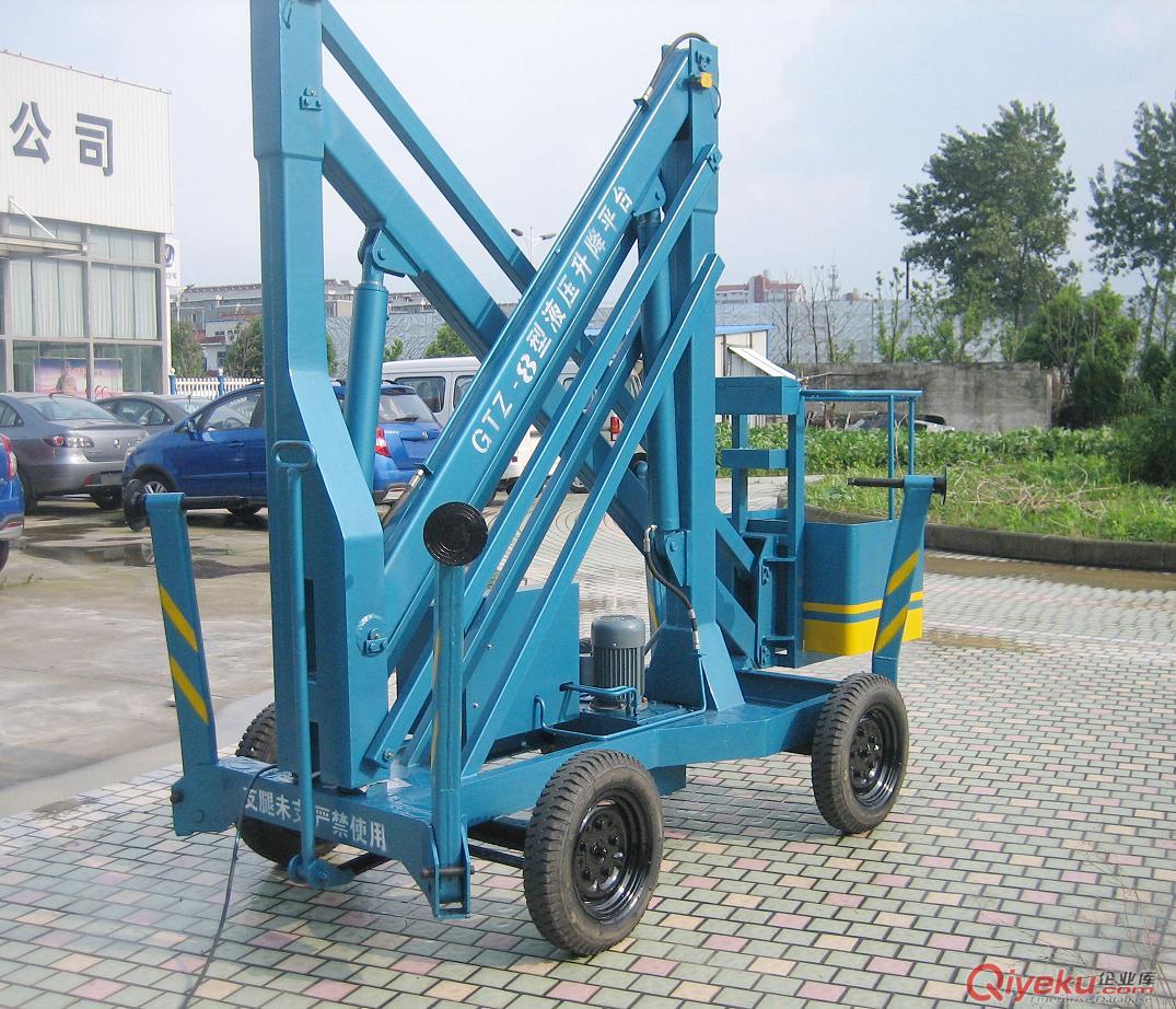 銷售張家口車載剪叉式升降機廠家/車載液壓式升降平臺/升降機