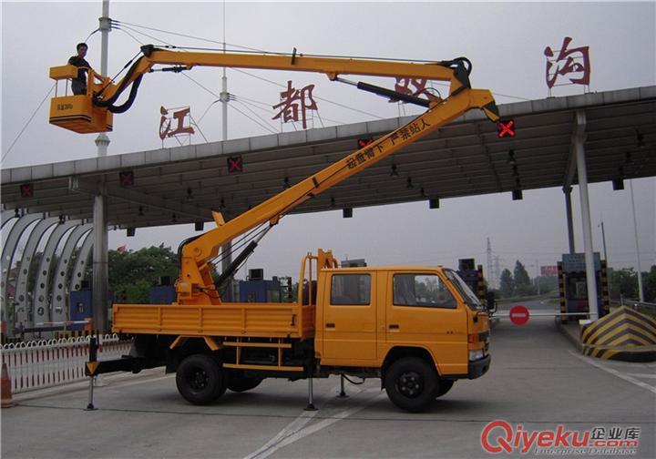 定制唐山車載折臂式升降機價格/唐山高空作業設備廠家/高空作業車價格