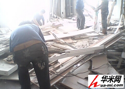 珠海好運來拆除隊廚房墻面瓷磚拆除、樓房拆除、廠房拆除