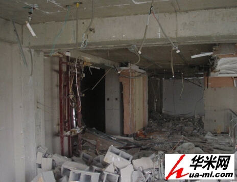 珠海好運來拆除隊廚柜拆除、吊頂隔墻拆除、天花板拆除