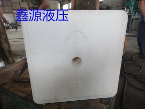 昌吉鑫源舔鹽磚壓塊機(jī)設(shè)備Y牛羊健康安全衛(wèi)士原始圖片2