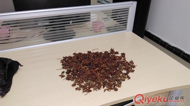 廣西網(wǎng)狼發(fā)展公司大紅八角茴香批發(fā)